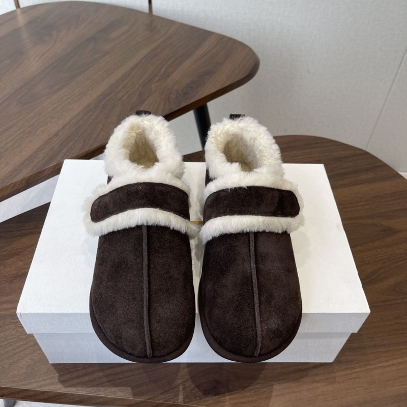 The R0w boots